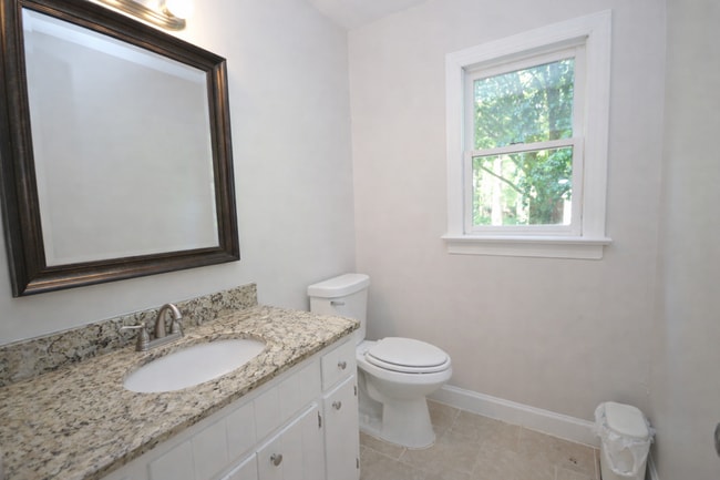 Building Photo - 2504 Timothy Dr
