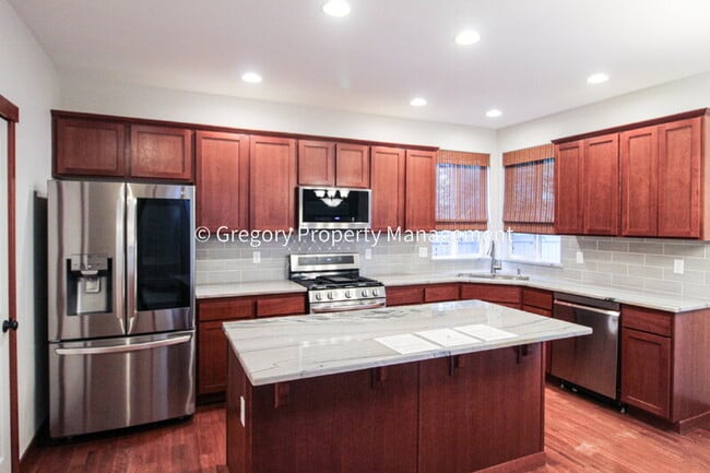 Building Photo - 4518 147th Pl SE