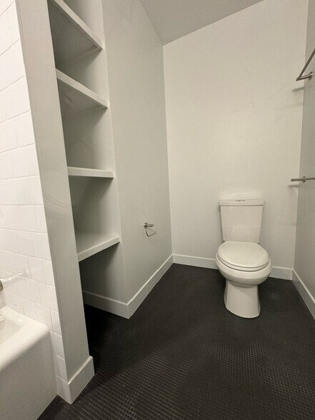 Building Photo - 59 Brighton Ave