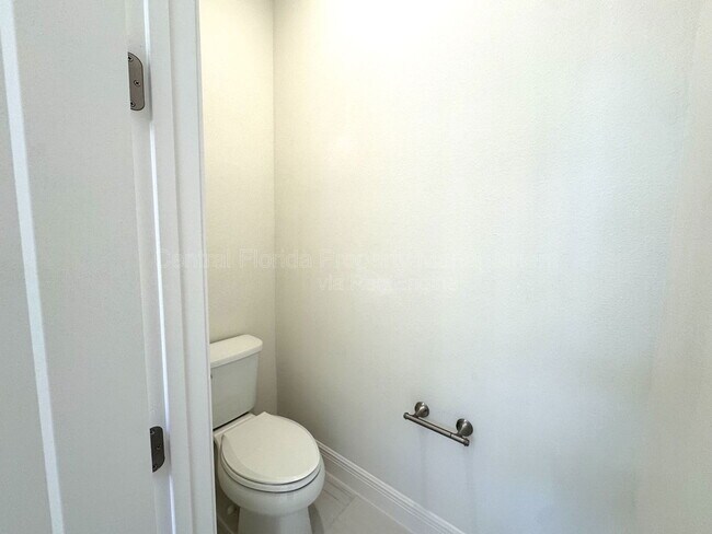 Building Photo - 9819 Gobat Aly