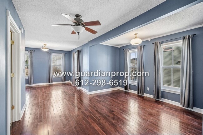 Building Photo - House Near Downtown Stillwater Available Now, Hardwood Floors, Updated Kitchen, Fenced Yard