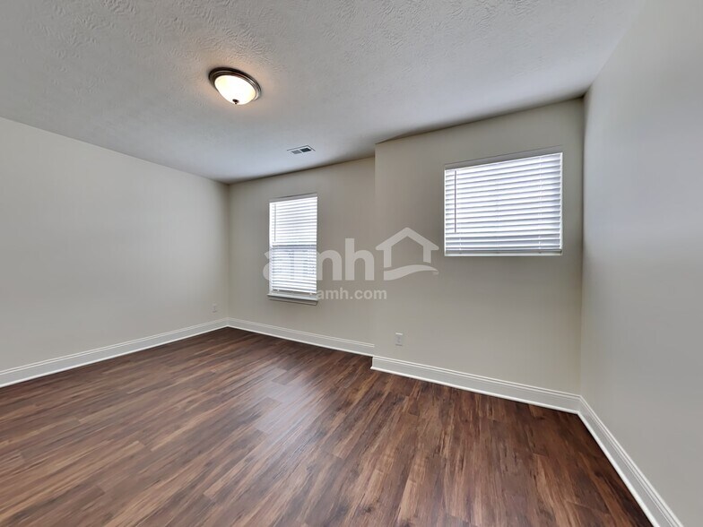 Building Photo - 12524 Dardevle Ct