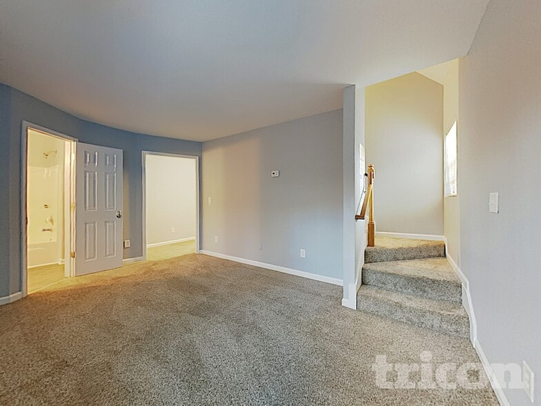 Building Photo - 3912 Laurel Bend Dr