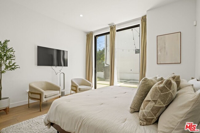 Building Photo - 12136 Clarkson Rd