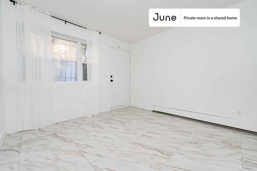 Building Photo - Room in Shared 3 bed/1 bath home in Bedford-Stuyvesant
