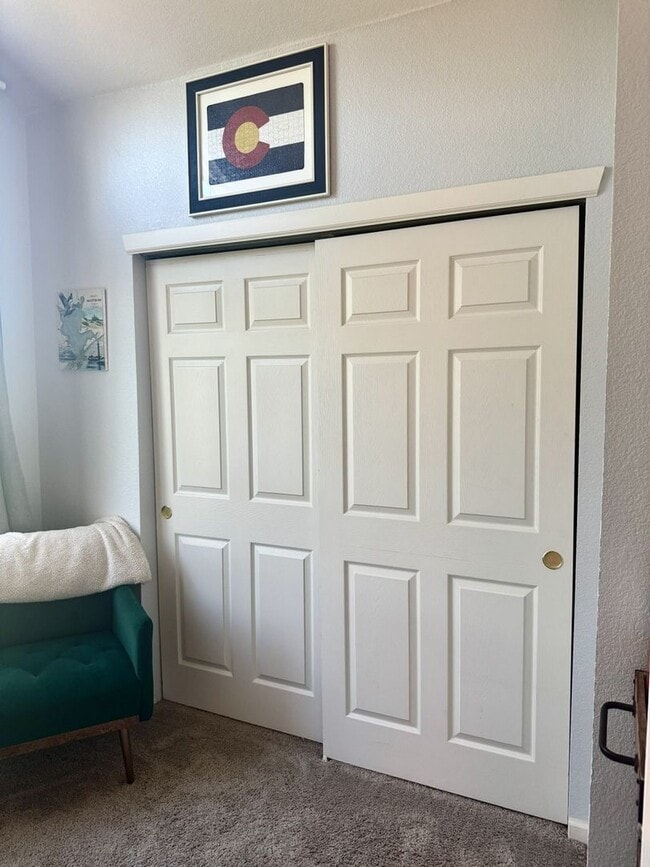 Building Photo - 2940 W Centennial Dr