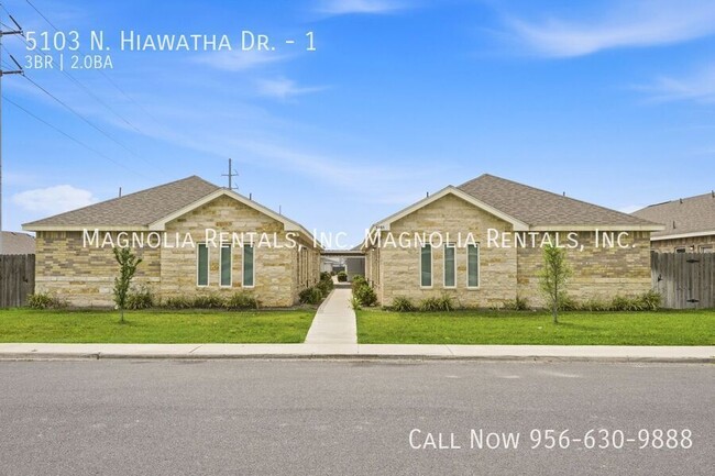 Building Photo - 5103 N Hiawatha Dr