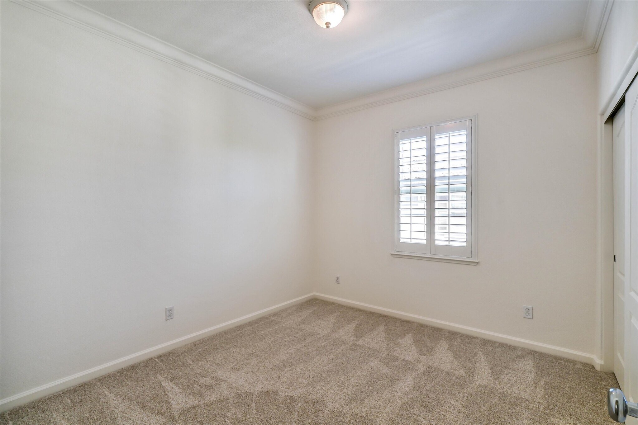 Building Photo - 378 Olive Hill Dr