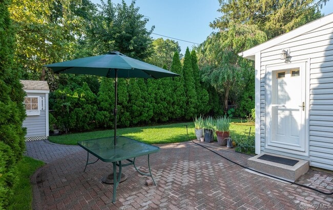 Building Photo - 74 Mulberry Ave