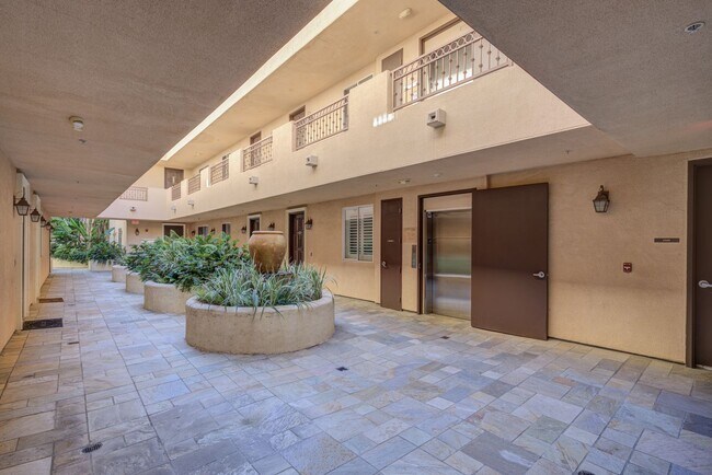 Building Photo - Massive Three Bedroom Two Bath Condo Available now!