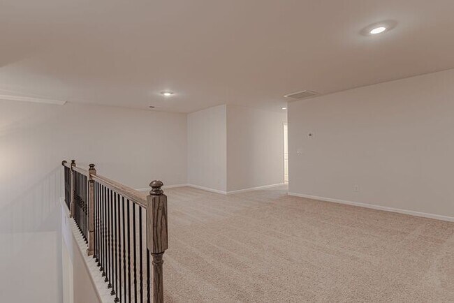 Building Photo - Townhome in Popular Sudduth Farms in Greer...