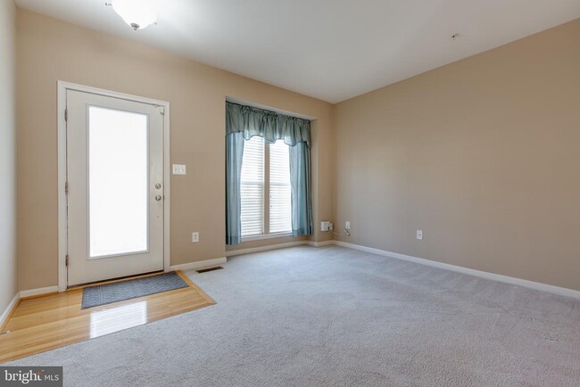 Building Photo - 7543 Maidenhead Dr