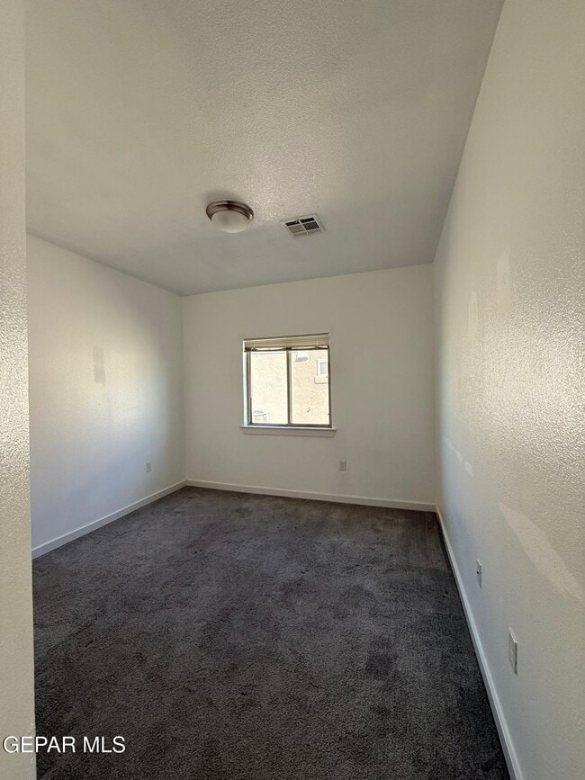 Building Photo - 11565 Leonor Duran St