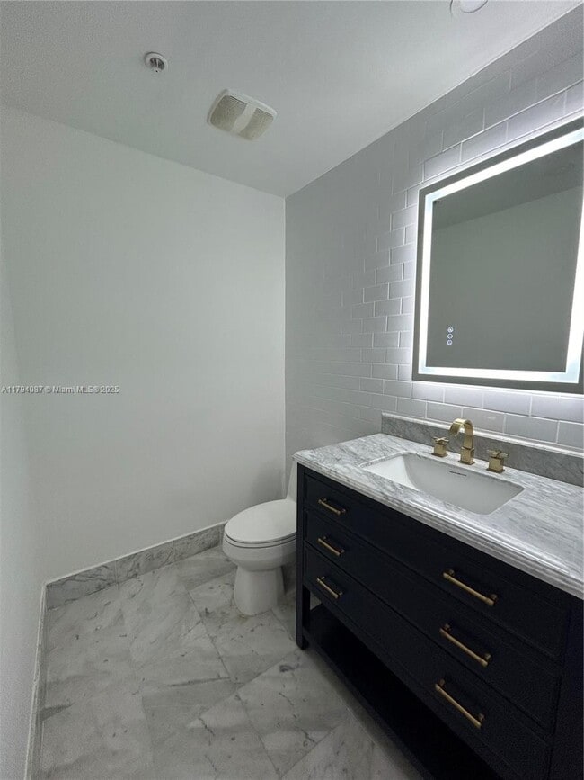 Building Photo - 244 Biscayne Blvd