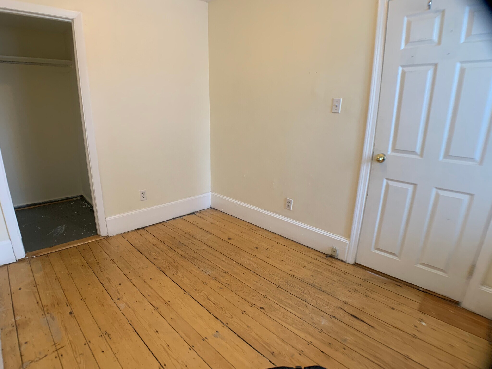 Building Photo - 65 Pleasant St