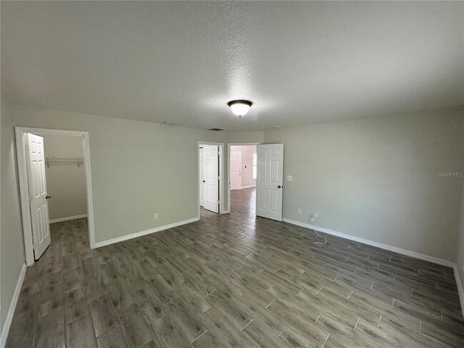 Building Photo - 34329 Oak Ave