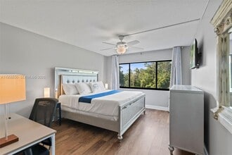 Building Photo - 1054 Lotus Cove Ct