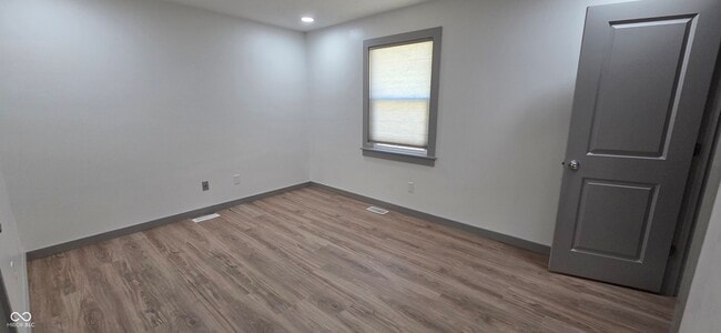 Building Photo - 8421 Banyan Ln