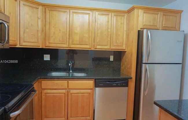 Building Photo - 10441 Mahogany Key Cir