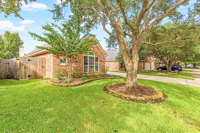 Building Photo - 21506 Willow Glade Dr