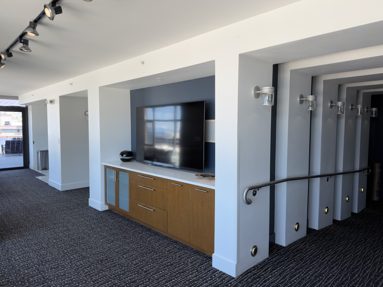 Building Photo - 2911 2nd Ave