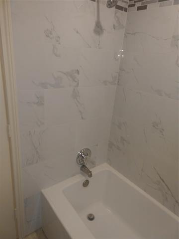 Building Photo - 3819 Wrentham Dr