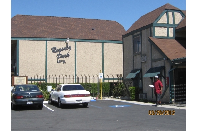 Building Photo - Regency Park Apartments