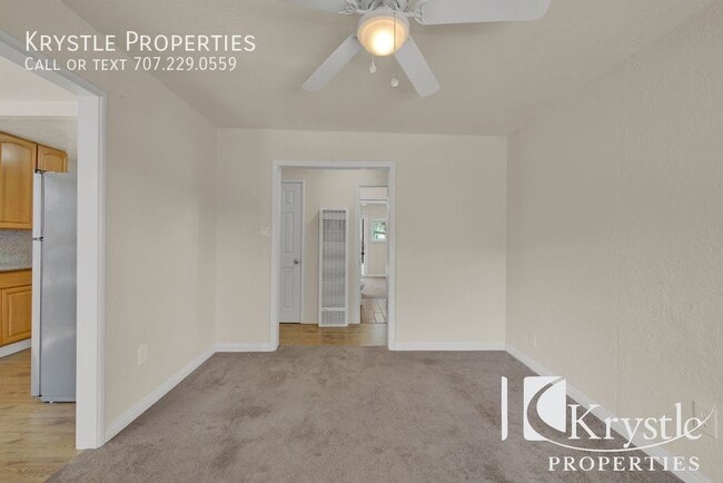 Building Photo - Lovely bungalow in the beautiful, rural co...