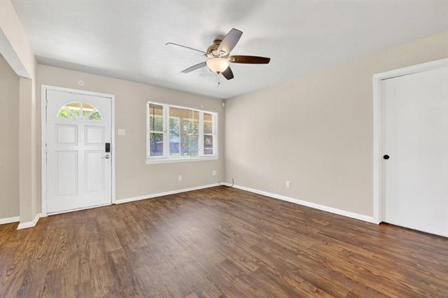 Building Photo - 2539 Hillsboro Ave