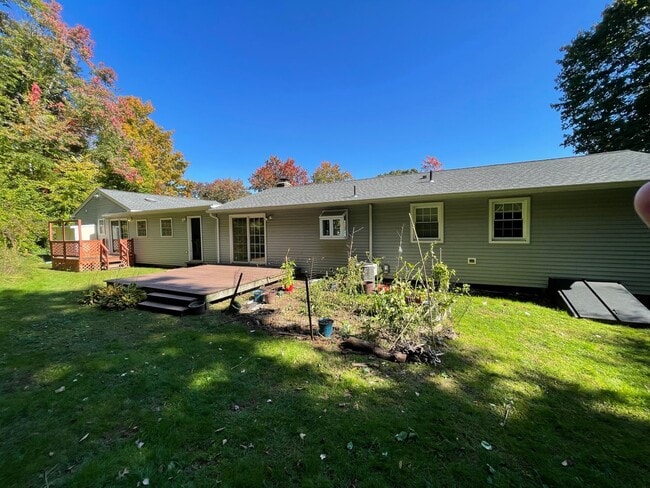 Building Photo - Beautiful 4 Bedroom House *w/ an In-Law* in Cheshire! Garage Parking, Central Air, & a Beautiful ...