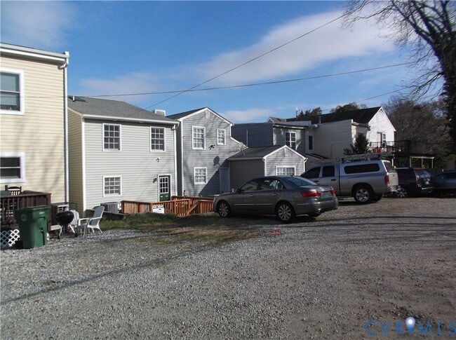 Building Photo - 707 Catherine St