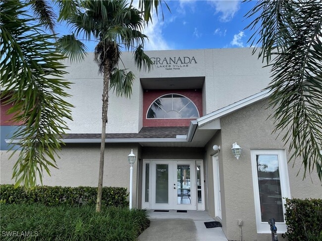 Building Photo - 185 Santa Clara Dr