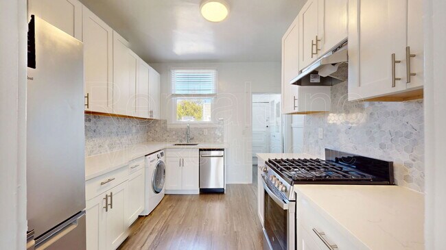 Primary Photo - 3508 18th St