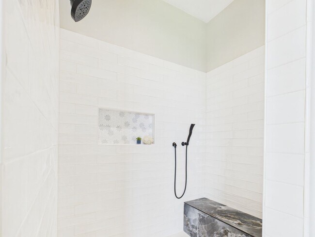 Building Photo - Stunning New Construction 4 Bed 3.5 Bath- ...