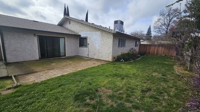 Building Photo - 1966 Modoc Dr