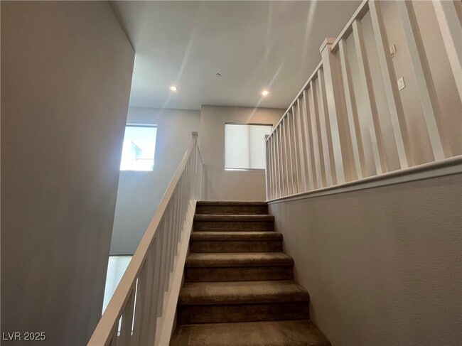 Building Photo - 9296 Desert Pearl Ave