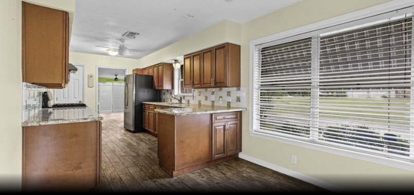 Building Photo - 3314 Blue Bonnet Blvd