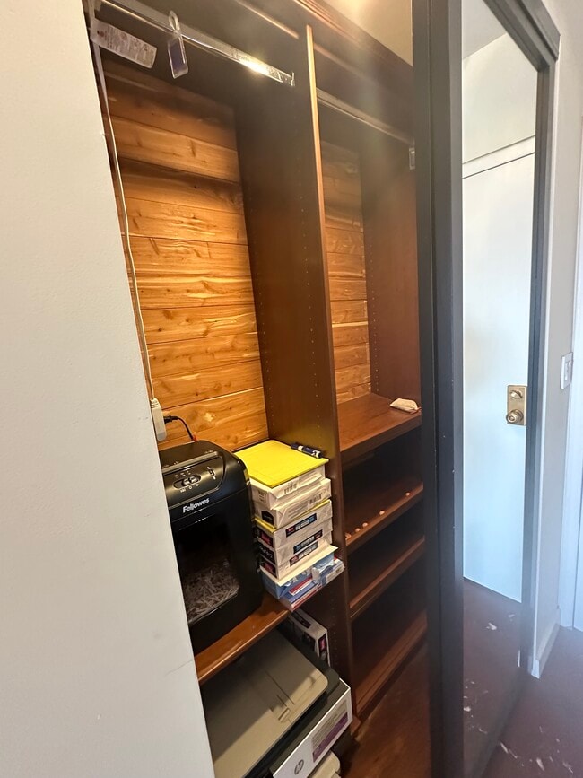 Building Photo - 1177 California St