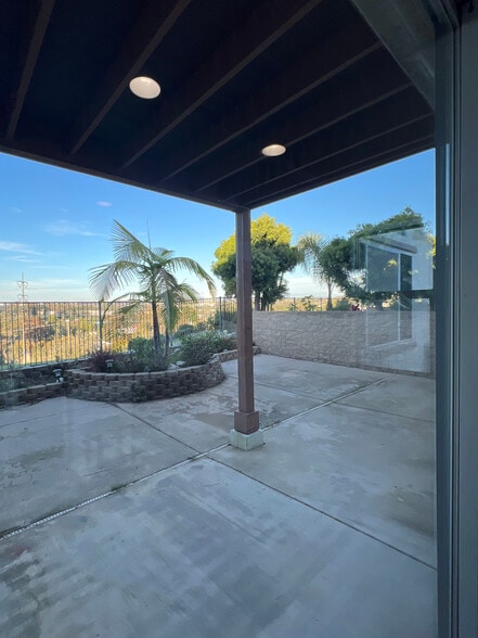 backyard - 1736 Bluebird Ln