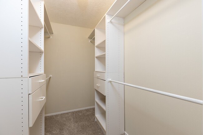 Building Photo - 3422 Keygate Dr