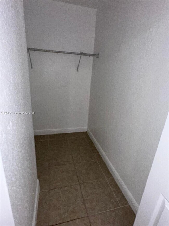 Building Photo - 20930 SW 87th Ave