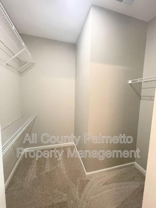 Building Photo - 142 Black River Dr