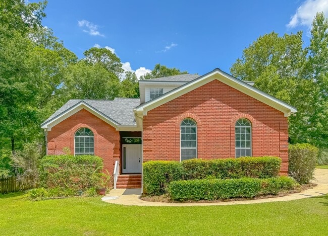 Primary Photo - 4 BEDROOM 2.5 BATHROOM HOME IN OX-BOTTOM M...