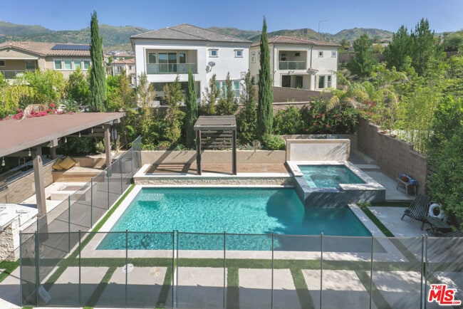 Building Photo - 20559 Wood Rose Ct