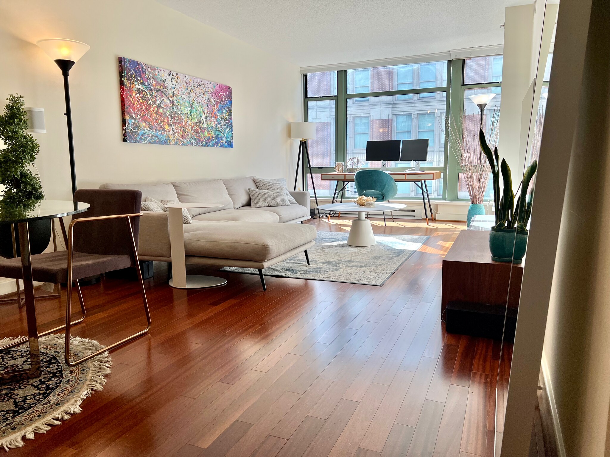 Building Photo - 1150 K St NW