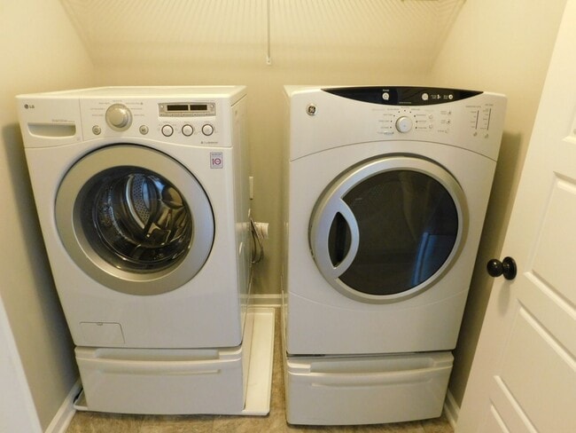 Building Photo - Welcome to your new home