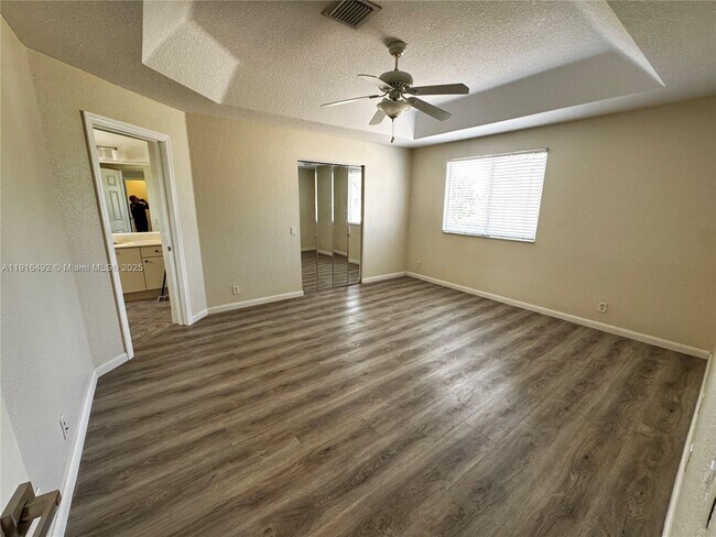 Building Photo - 1007 Bamboo Ln