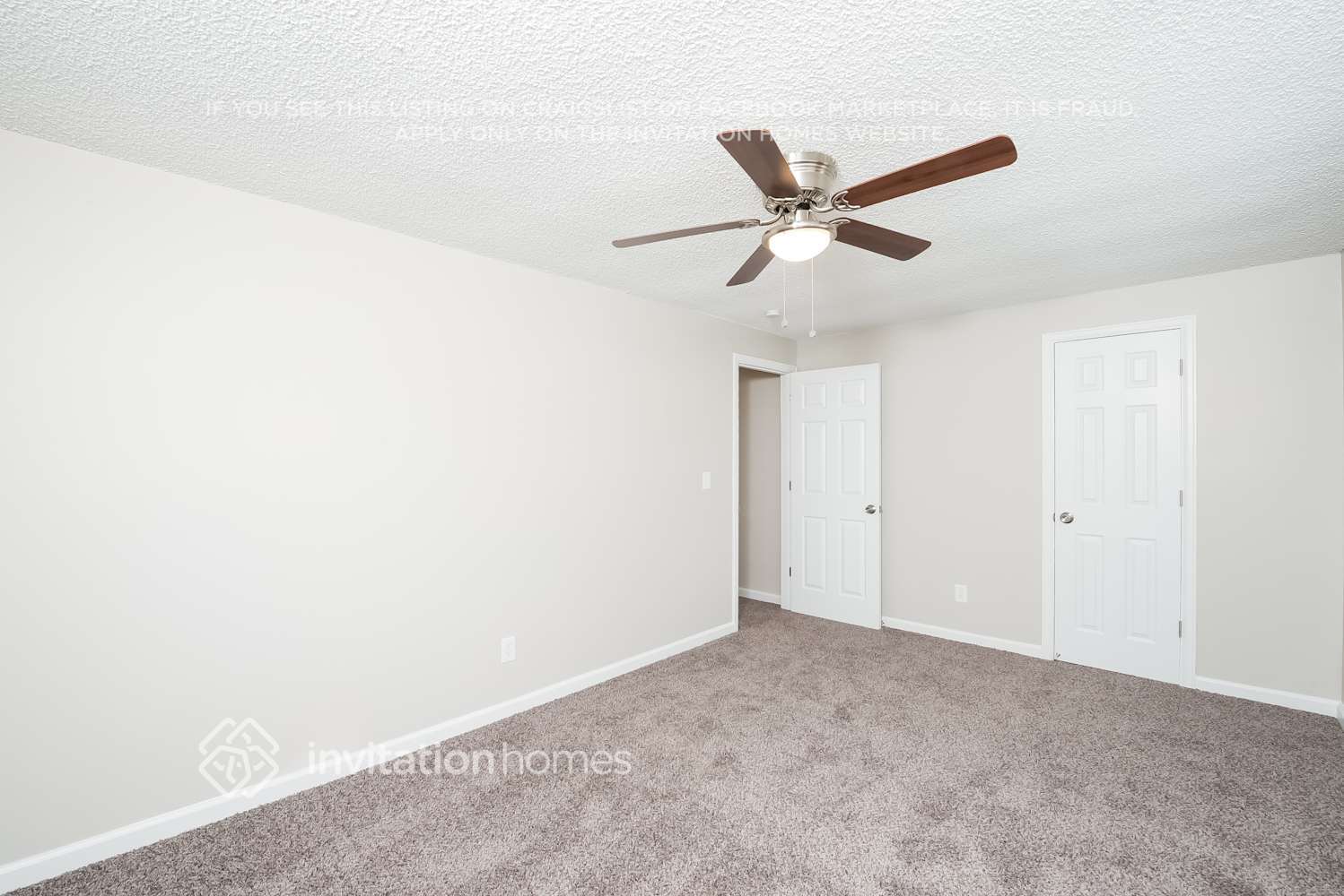 Building Photo - 10439 Iris Way