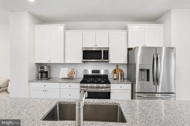 Building Photo - 2764 Bridgewater Dr