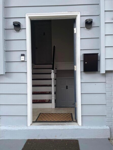 Outside - 4296 Southern Ave SE